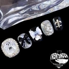TRENTSNOOK 10 Pcs Handmade Mine Nail Tips Reusable Black and White Nail Tips, Perfect for Dark Bear False Nails, Fireworks Displays, Bar Mitzvah, Graduations, Gatherings, Karaoke (M)