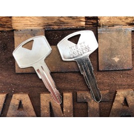 Ignition Keys for Nissan Forklift/HEAVYEQUIP NIS X7 KEY00-000X7 (3)