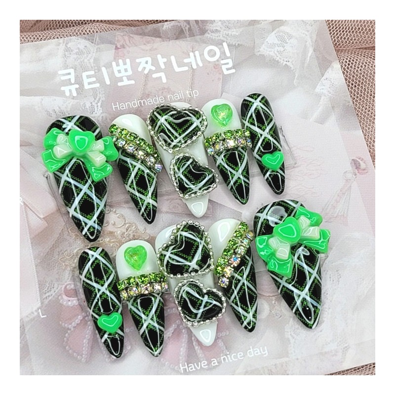 Green Gyaru Cosplay Handmade Nail Tips - Stiletto L /