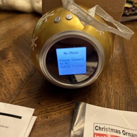 iHome Bluetooth Color Changing Dual Alarm Clock FM Radio/USB Charging  Ornament