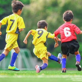 Football Sleeve Socks Kids, Footless Football Socks Elastic Football Sock Sleeves Breathable Pre Cut Football Socks Football Shin Pad Sleeves for Junior Sports Activities 6-9 Years