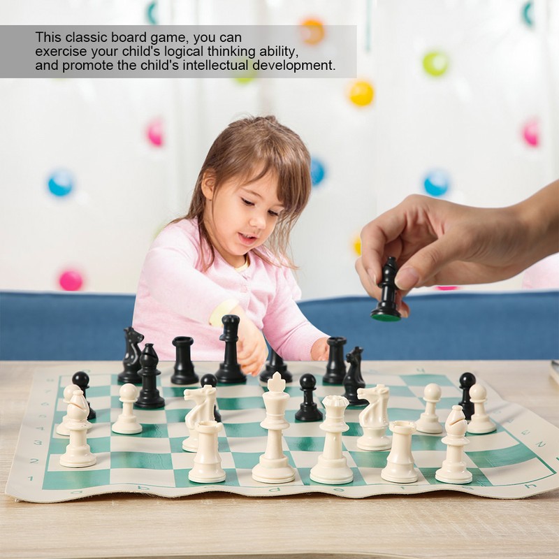 Portable Chess Set with Backpack Promote Children 's Intelligence Game
