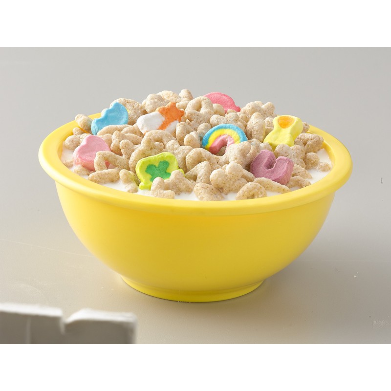 LUCKY CHARMS Cereal, 300g/10.6 oz, Imported from Canada}