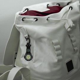 JewelryWe Carabiner Watch 24H Analogue Quartz Pocket Watch Clip On Carabiner FOB Watch 30 Waterproof Luminous Dial Lapel Watch Sports Watch Carabiner Watch with Compass Unisex Gift, Black complass,