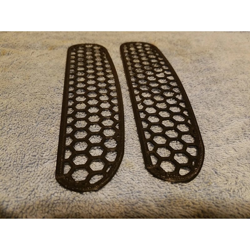 Corvette C5 CORVETTE  BLACK BRAKE DUCT  PLASTIC HONEYCOMB  GRILL GRILLE