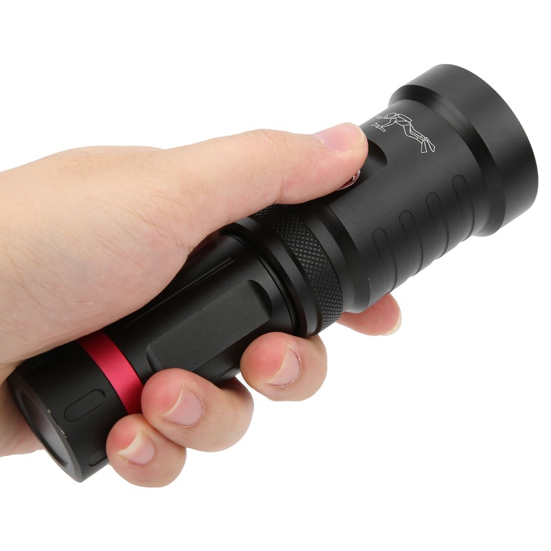 XHP70 Fixedfocus Strong Brightness Waterproof Flashlight Amphibious Diving Torch