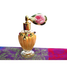 Pretty Empty Vintage Style Romantic Gold Glass Perfume Bottle with Atomizer Bulb Sprayer Victorian Vanity Powder Room Bedroom Decor Gifts for Women