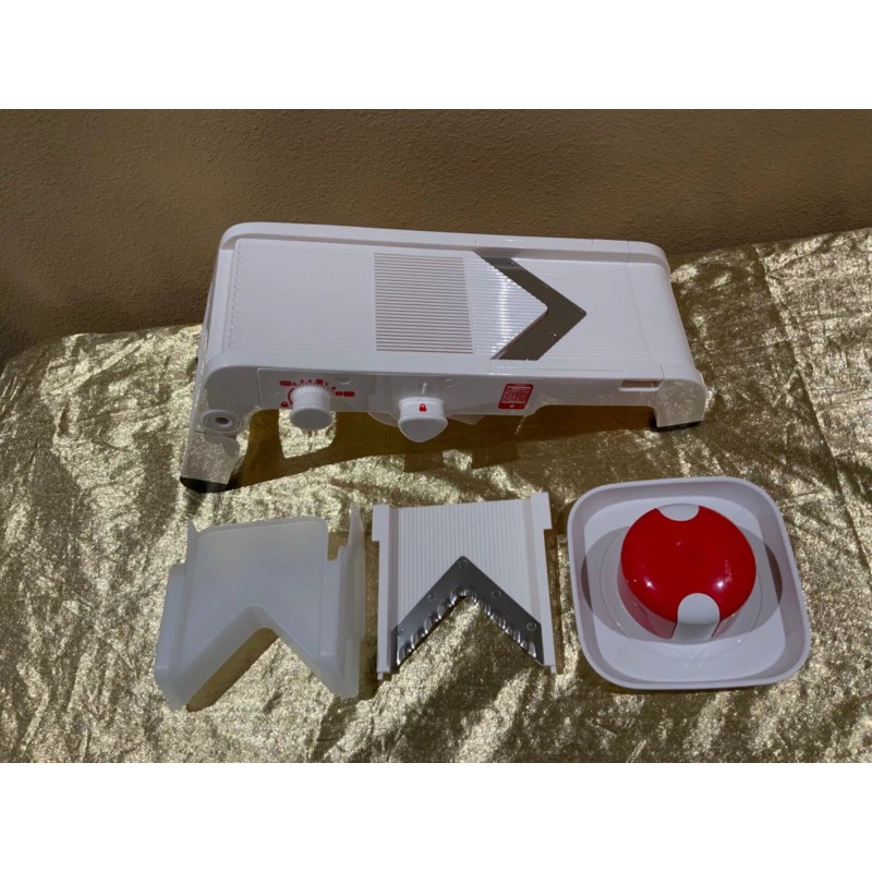 Tupperware New Tupperware Mandoline Mando Chef Kitchen Time Savers