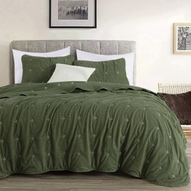 Chezmoi Collection Corduroy Queen Quilt Set Olive Green, 3-Piece Luxury Soft Cross Stitch Polyester Corduory Lightweight Bedspread, 1 Quilt 90 in x 94 in and 2 Pillow Shams 20 in x 26 in