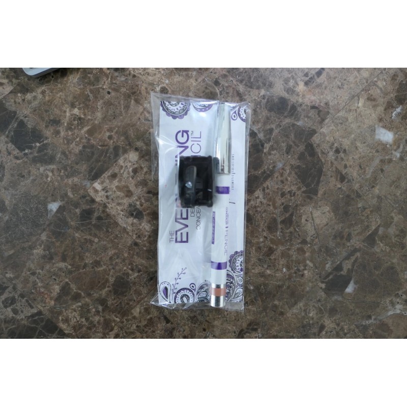 Judith August The Everything Pencil Face & Body Concealer "Pure