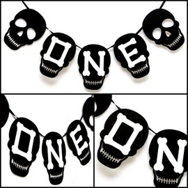 Banner Black Skull One