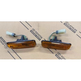 Toyota NEW 78 - 81 TOYOTA CELICA FRONT LEFT + RIGHT SIDE MARKER LIGHT LAMP SET OEM