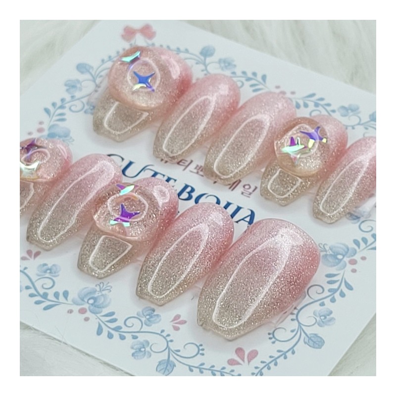Shiny Magnetic Handmade Nail Tips - Stiletto L / 샤이니