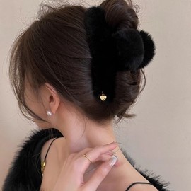 Women's Sophisticated Plush Love Claw Clip for Autumn/Winter Casual Styles One Size / Love Pendant Clip - Oat Color 20ea