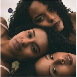 Love Your Curls Shampoo 8oz - Gentle Sulfate-Free, Paraben-Free, Vegan Formula with Aloe Vera, Avocado Oil & Bacterial Benefits for Frizz Reduction