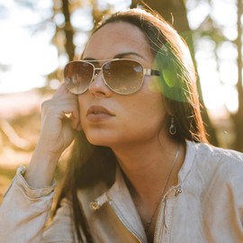 Carfia Lightweight Sunglasses for Women Polarized UV Protection, Retro Trendy Outdoor Driving Ladies Sunnies Metal Frame