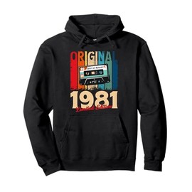 44th Birthday Man Gift August 1981 Vintage Cassette gifts Pullover Hoodie