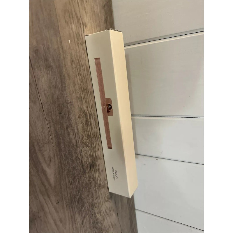 Good LED Mirror / Cabinet Light