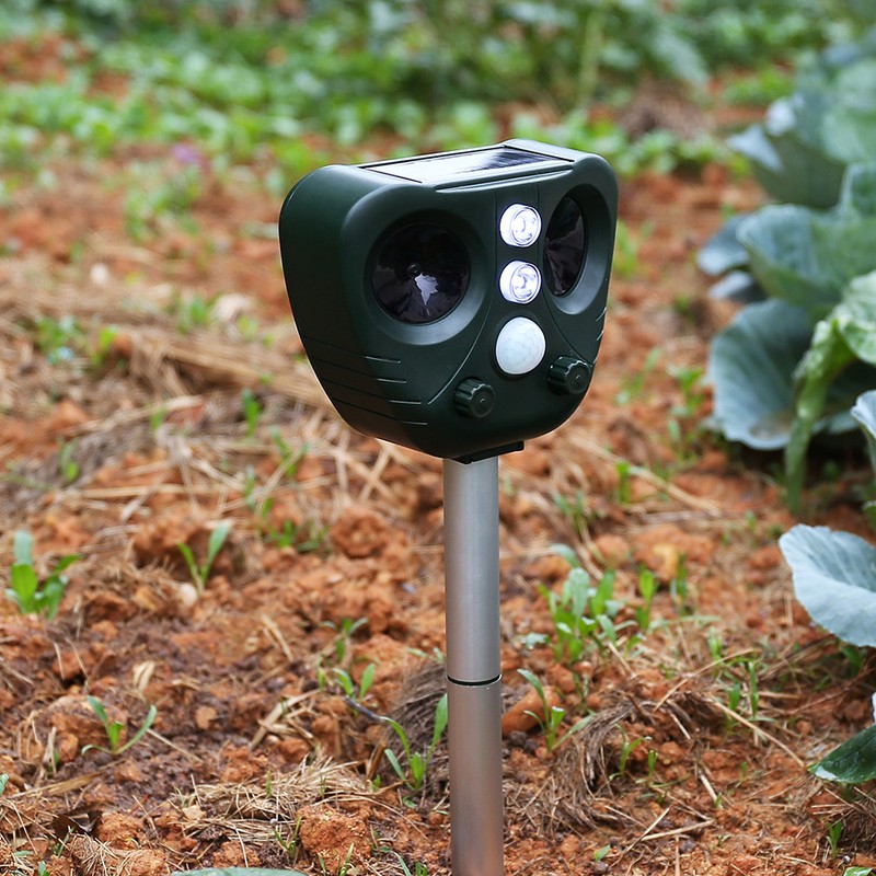 Outdoor Waterproof Solar Powered Pest Rejector Garden Farm Mouse Mole