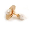 20mm Matt Gold Tone 'Shell' with Freshwater Pearl Bead Clip
