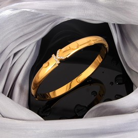 JJDreams Alphabet Titanium Bracelet Bangle Friendship Bracelet Bangle with Diamonds for Men Ladies,Gold Letter K