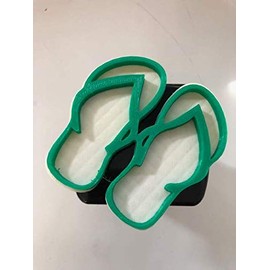 LicensePlateFreak Flip Flops Slippah's in 3D - 2 inch Trailer Hitch Cover Black with White/Green - 2 Layer Design Hawaii Hawaiian Beach Bum