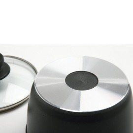 Norpro Mini olla antiadherente de 1 cuarto de galón con tapa de vidrio templado ventilada, mostrada