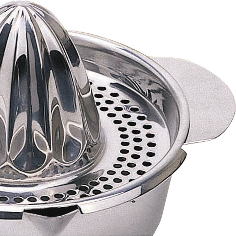 MasterClass Stainless Steel Lemon Squeezer, Orange Squeezer with Wide Handles