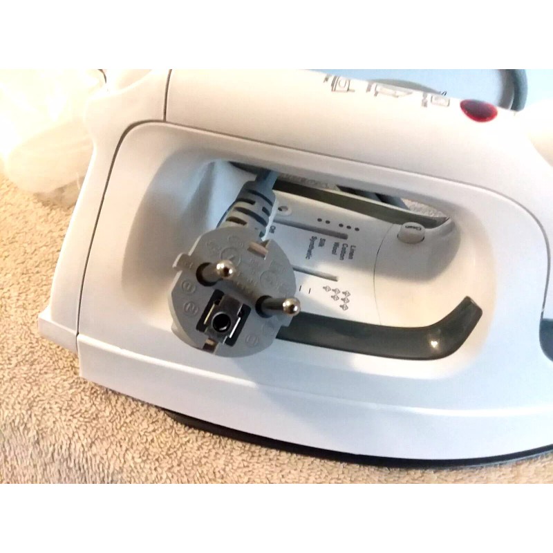 Sunbeam Hospitality Classic Iron 1200-1400 Watt (European Plug Edition) ~