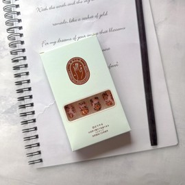 Fall Press on Nails Short Square Fake Nails Maple Leaf Stick on Nails Full Cover Thanksgiving Artificial False Nails with Designs Matte Autumn Leaf Stick on Nails for Women Girls Manicure Decoration