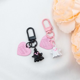 Crizaor Spooky Stocking Stuffers For Couple Horror Stocking Stuffers For Wife Husband 2 Pcs Keychain Gifts For Women Men Ghost Boo Basket Ideas For Adults Teen Girl Spooky Basket Stuffers For Him Her