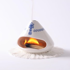 AKAGUIES Ceramic Palo Santo Holder Burner,Incense Cone Holder,Mini Chiminea for Palo Santo Sticks and Sage Burner,with Handmade Heat Insulated Mat,Dust Brush,Metal Tweezer.(White and Blue)