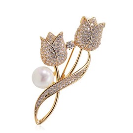 yuruyi Unique Rose Flower Pearl Brooch Pin for Women, Cubic Zirconia Lapel Pin for Coats Jackets Sweaters Clothes Accessories, Fashionable Chaming Dress