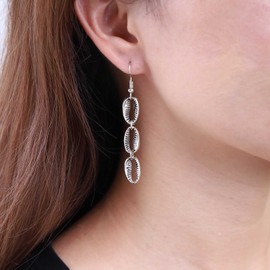 Inilbran Boho Shell Earrings Silver Cauri Shell Drop Earrings Vintage Metal Cowrie Shell Dangle Earrings Beach Cowrie Shell Earrings Jewellery for Women and Girls, Zinc, No Gemstone