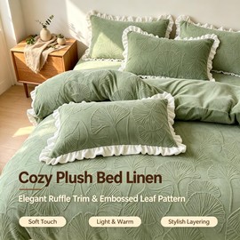 LILYPEACH 3pcs Milky Velvet French Style Ruffled Furry Duvet Cover Set, Solid Green Autumn and Winter Bedding Set, Soft Warm and Eco-Friendly Quilt Cover, for Bedroom, Guest Room (Green, King)