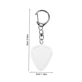 Gatuida Guitar Pick Holder Keychain: Transparent Heart Shaped Clear Guitar Picks Case Box for Easy Identification Storage for Music Lovers