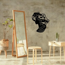 NBEADS Africa Map Woman Metal Wall Decor, 23.4x19.7cm Iron Modern Wall Decor Female and Map Line Home Hanging Drawing Wall Art Metal Wall Sculptures for Bedroom Living Room Black