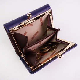 Snoopy Charlie Brown Wallet, Trifold Wallet, For Adults, Women's, Cute, Simple, Cute, Character Safe, Mini, Small, Compact, Camel