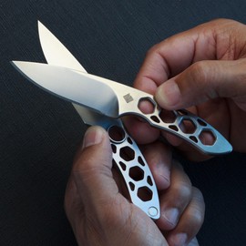 Ocaso - Duo Desk Knife, Multi-Purpose Letter Opener with Dual Magnetic Knives, includes Walnut Stand, Spear Point Blade Shape 80DKS