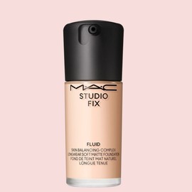 vein Mac Studio Fix Foundation SPF 25 PA++ 30ml N12, 1 piece / 맥 스튜디오 픽스 파운데이션 SPF 25 PA++ 30ml N12, 1개