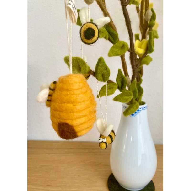 En Gry & SIF - 16313 - Tree Pendant, Beehive,