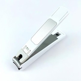 Kai Anti-Splash Nail Clipper M Nail Clipper Zigzag Nail Care Tool Safety Equipment Beauty Trimmer 1m White / 카이 튐방지 손톱깎이 M 네일 클리퍼 지그재그 손톱 관리 도구 안전 장비 미용 트리 머 1 m화이트