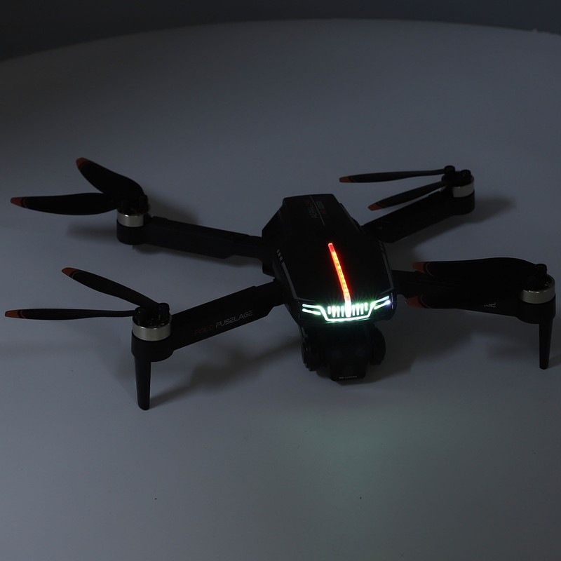 4K Drone with Triple Cameras Anti Shake 5G Transmission Live