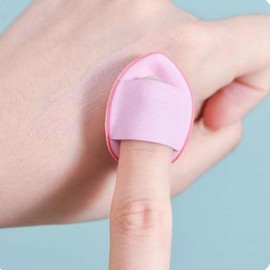 Fingers, finger puff, blush, mini cushion, makeup sponge, pink, detailed makeup / 손가락 핑거퍼프 블러셔 미니쿠션 메이크업 스펀지 핑크 세밀한 화장