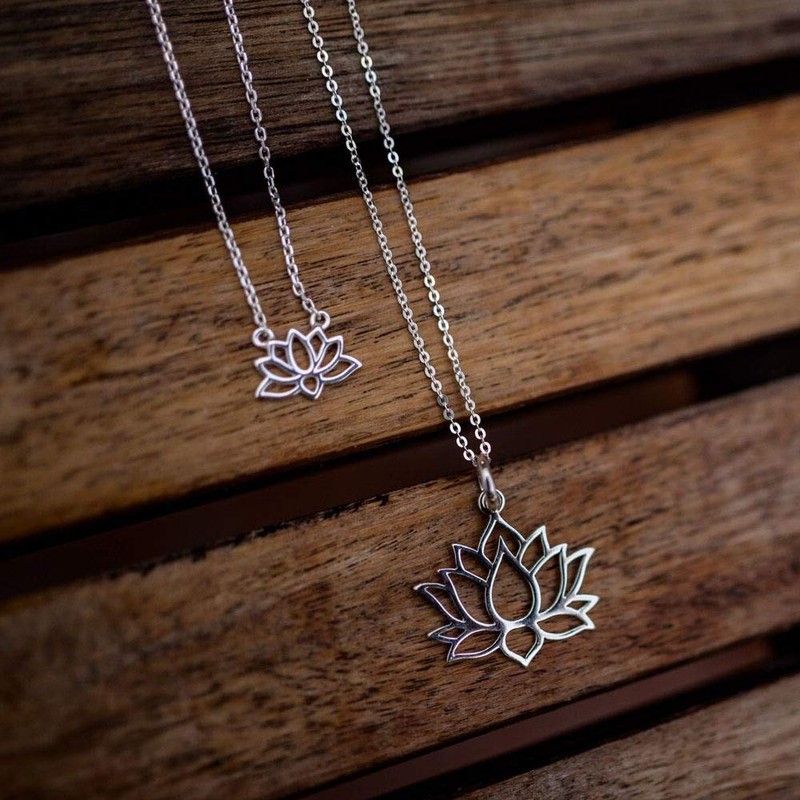 Materia CO-32 Lotus Flower Necklace 925 Silver - Necklace with