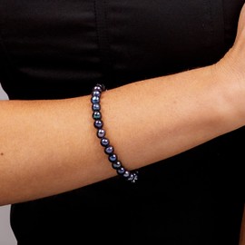 Treasure Bay Stunning Freshwater Pearl Bracelet For Women Girls - Presented in a Beautiful Jewellery Gift Box (Black)