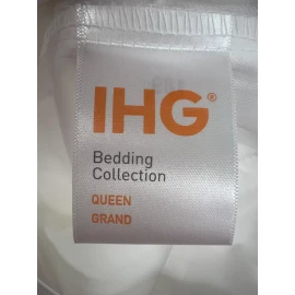 IHG / Welspun Hospitality 6 Pack IHG Queen Size White Pillowcases 300 Thread Count for Crowne Plaza 20x29"