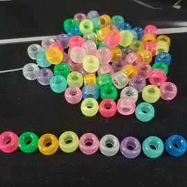 Pack of 500 Pony Beads 6 x 9 mm Luminous Craft Beads Colourful Beads for Threading, Threading Beads for Bracelets Crafts 9 Colours