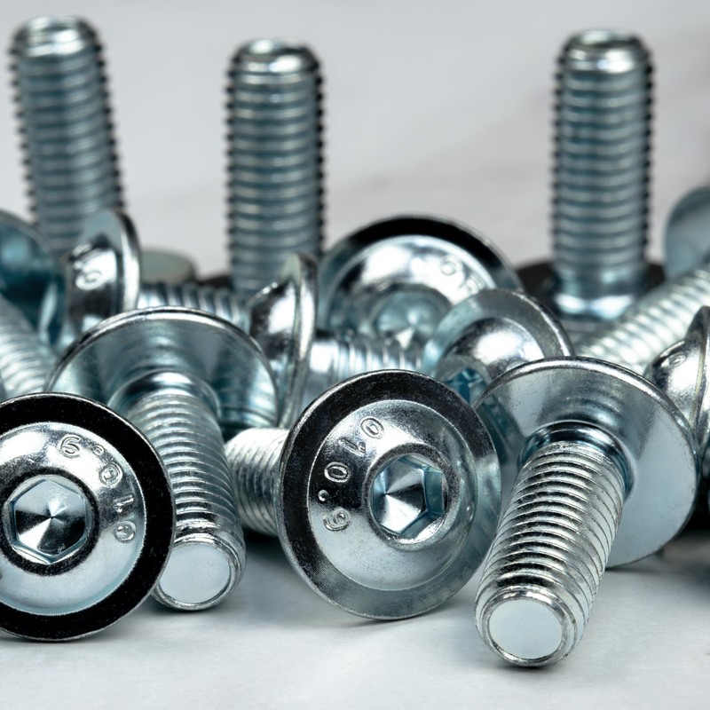 25 x pan head screws with flange and hexagon socket,