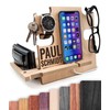 Personalisierte Docking Station Holz – Geschenk für Männer zum Geburtstag